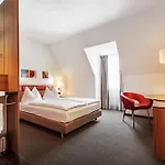 Am Jakobsmarkt 3*