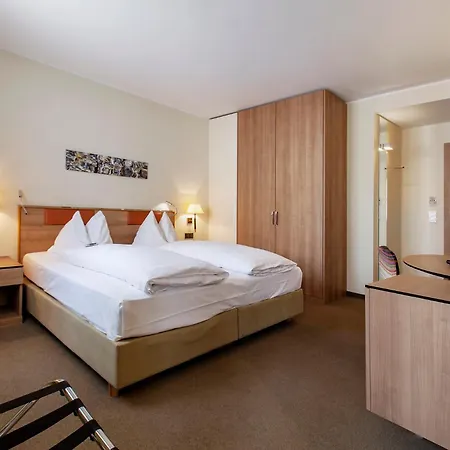 Otel Am Jakobsmarkt 3*