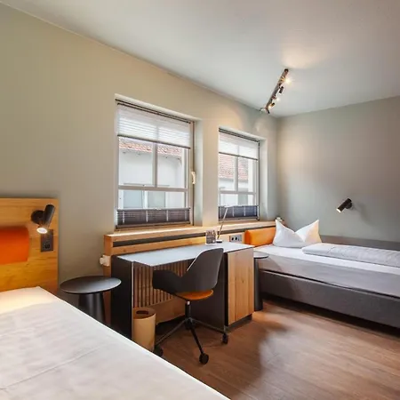 Am Jakobsmarkt 3* Nürnberg