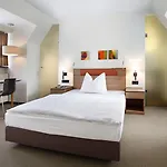 Otel Am Jakobsmarkt 3*