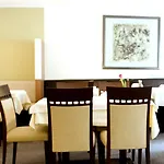 Otel Am Jakobsmarkt 3*