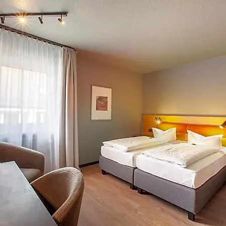 Otel Am Jakobsmarkt 3*